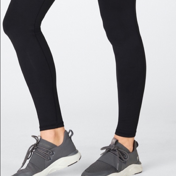 FABLETICS Black Leggings Sz M - Picture 2 of 7